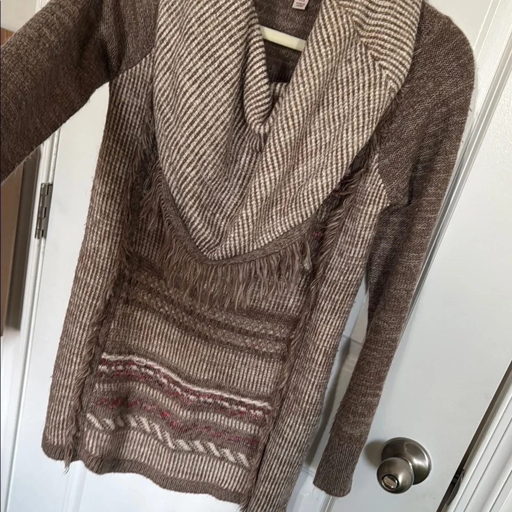 Knox Rose Brown Sweater